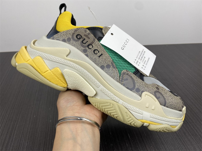 Ba*len*cia*ga triple s sneaker 8000039