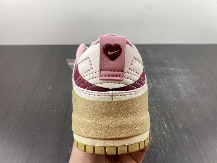nike dunk low disrupt 2 valentine