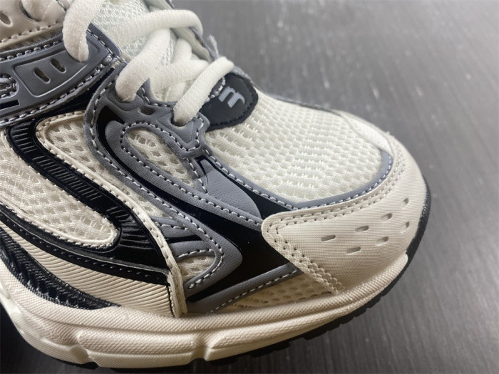 Ba*len*cia*ga x-pander 8000030