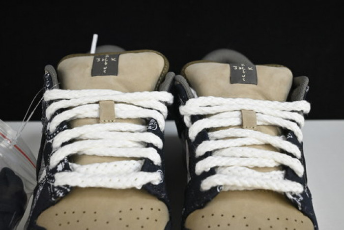 travis scott x nike sb dunk low ct5053-001