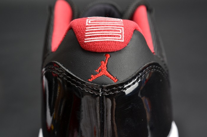 air jordan 11 retro low "bred" black/ red mens 528895-012
