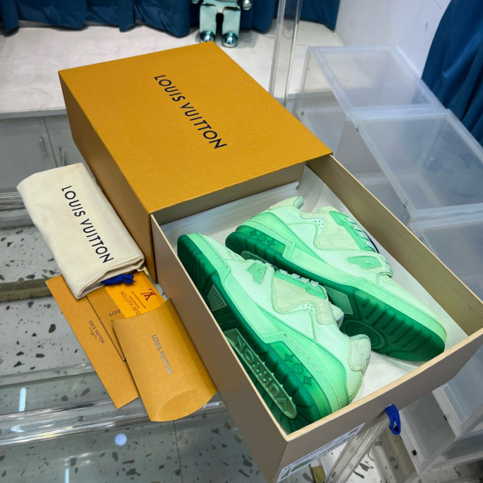 lv snekaers l0000232