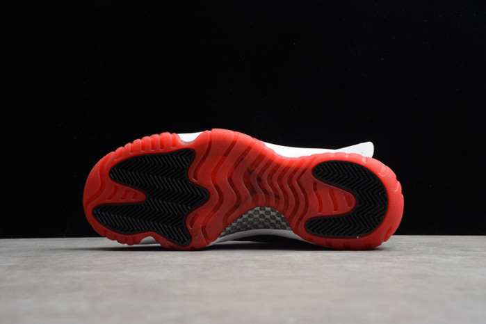 air jordan 11 low white bred av2187-160