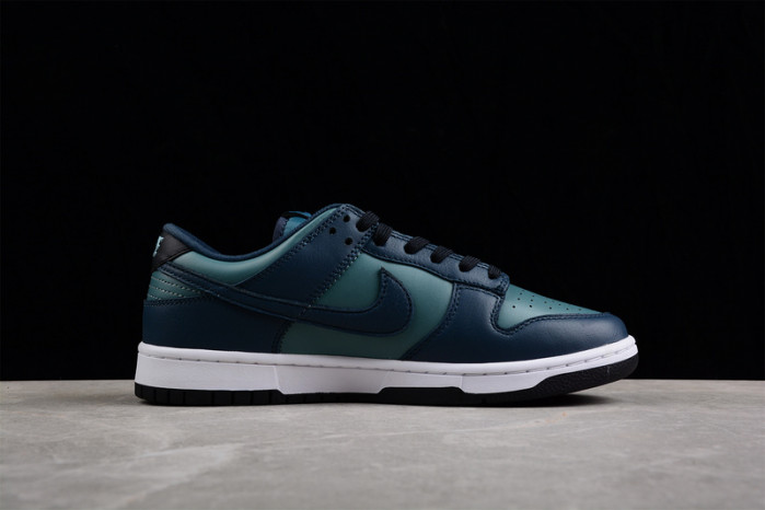 nike dunk low retro armory navy dr9705-300