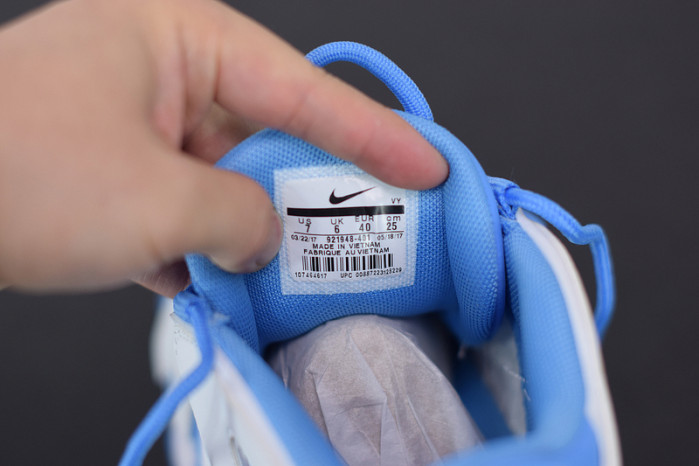 nike air more uptempo “university blue” 921948-401