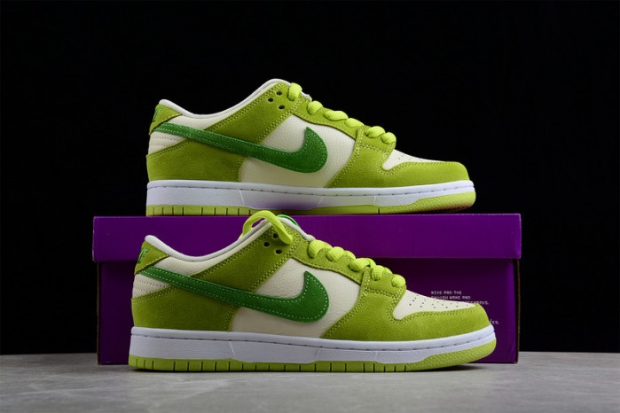 nike sb dunk low “green apple” dm0807-300