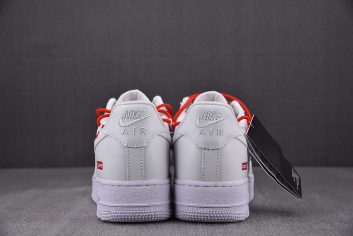 S*p*e x nik air force 1 cu9225-101