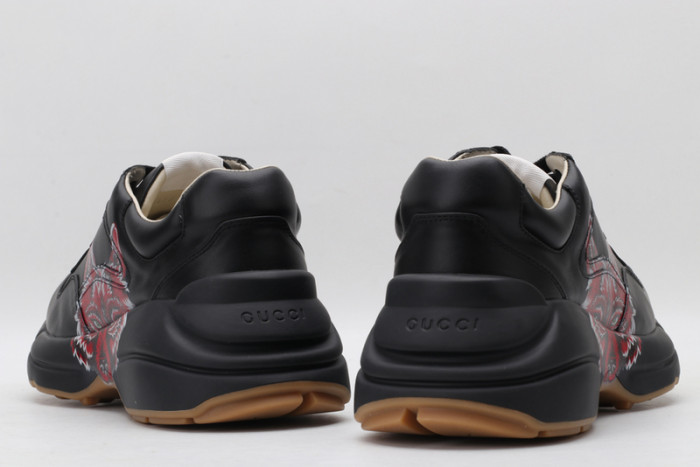 G*u*i* rhyton sneaker