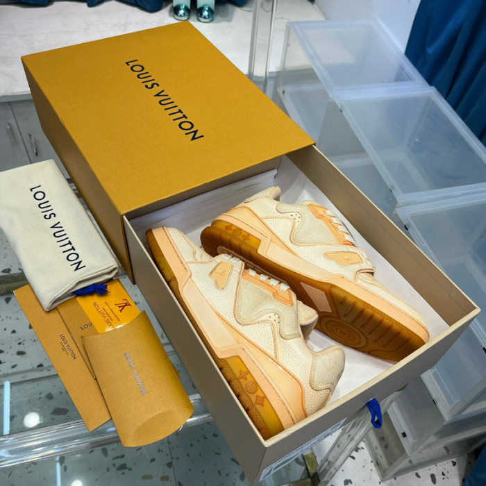 lv snekaers l0000233