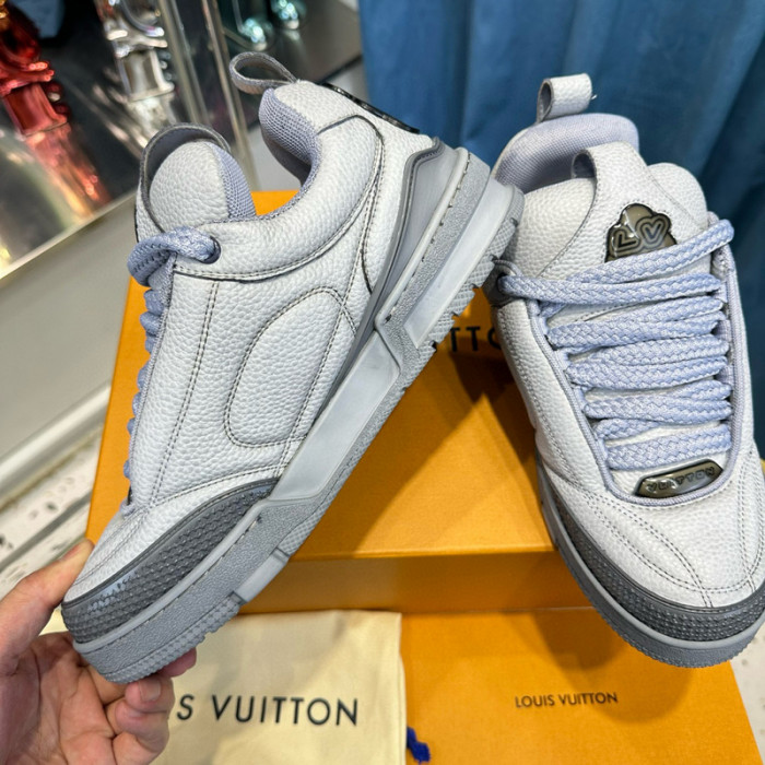 lv skate snekaers l0000194