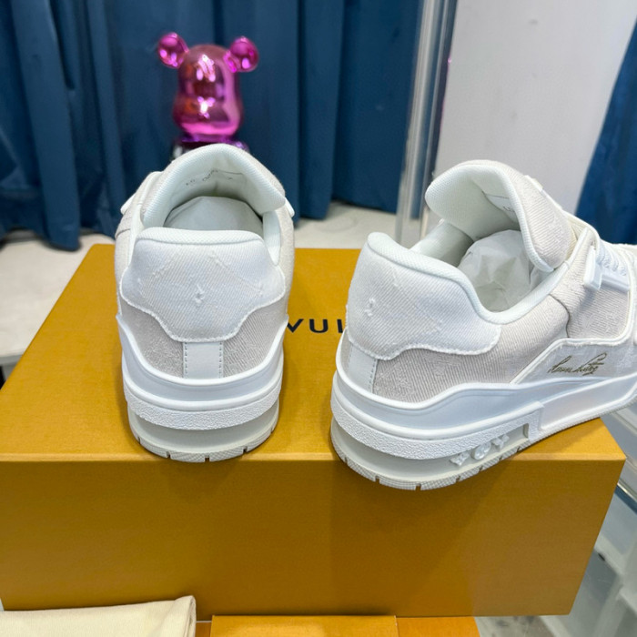 lv snekaers l0000214