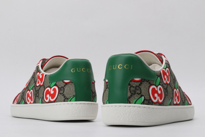 G*u*i* ace sneaker