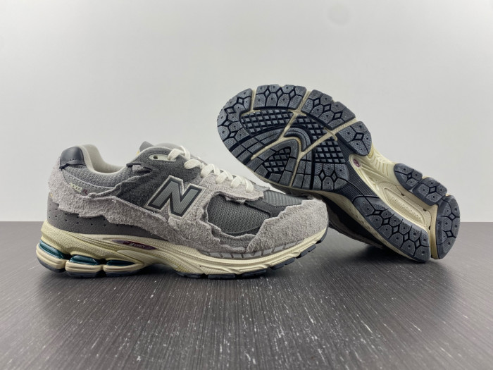 Bape x New Balance 2002R M2002RHO DFY10