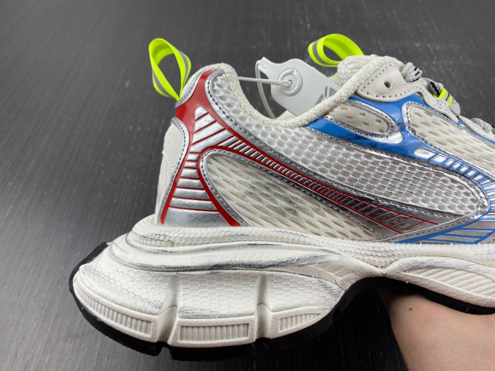 Balenciaga 3XL SNEAKER 8000070