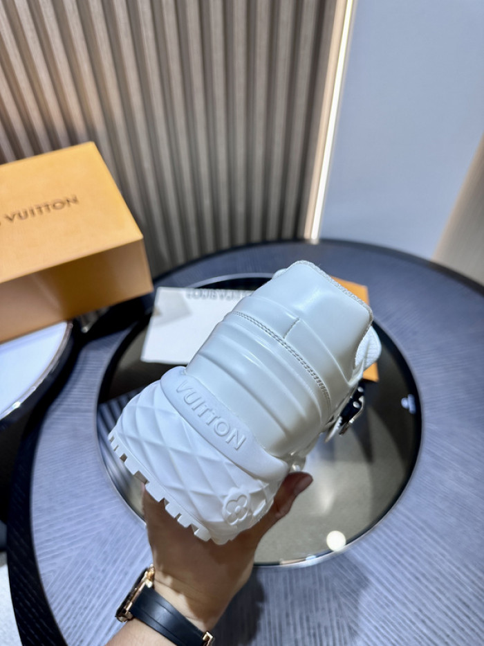 LV snekaers L0000362