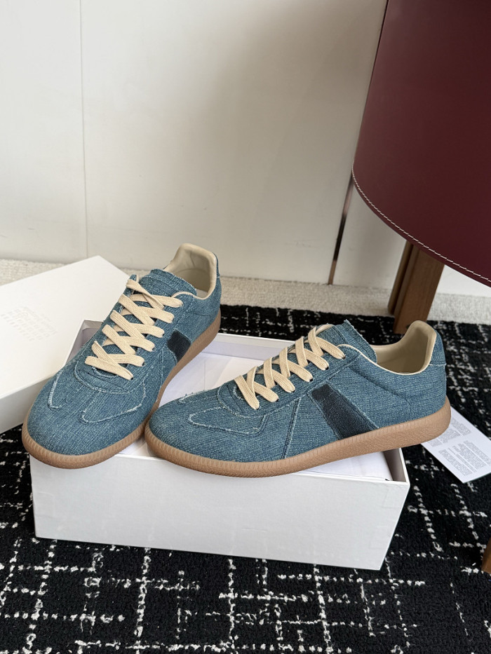 Ma1s0n Marg*e1a CALFSKIN S57WS0390