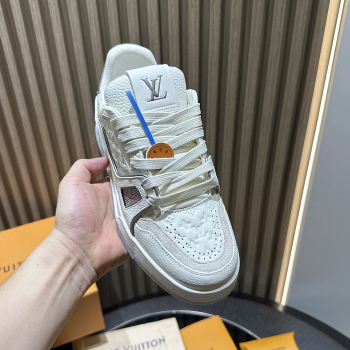 LV snekaers L0000786