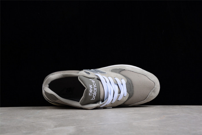 New Balance ML999MG DFY2