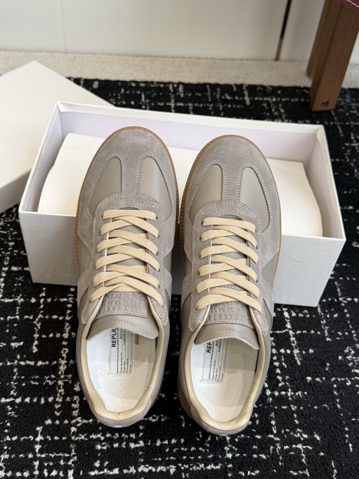 Ma1s0n Marg*e1a CALFSKIN S57WS0394