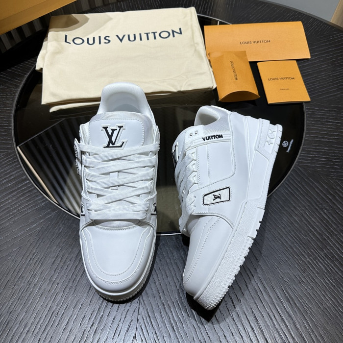 LV snekaers L0000779