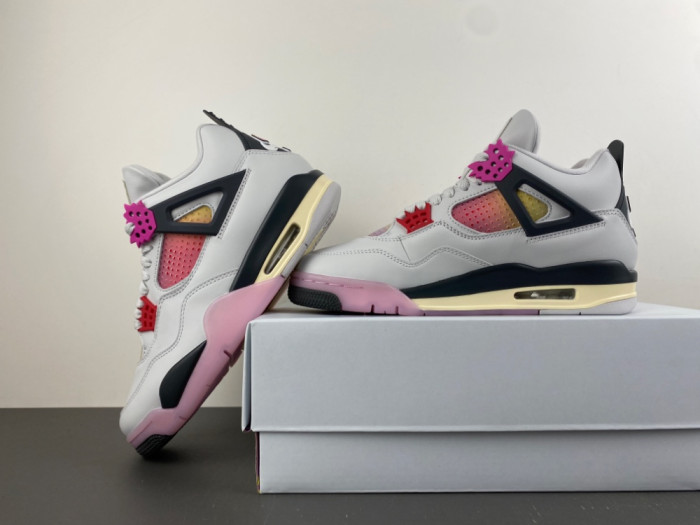 Air Jordan 4 Retro COMIC JA1135-100