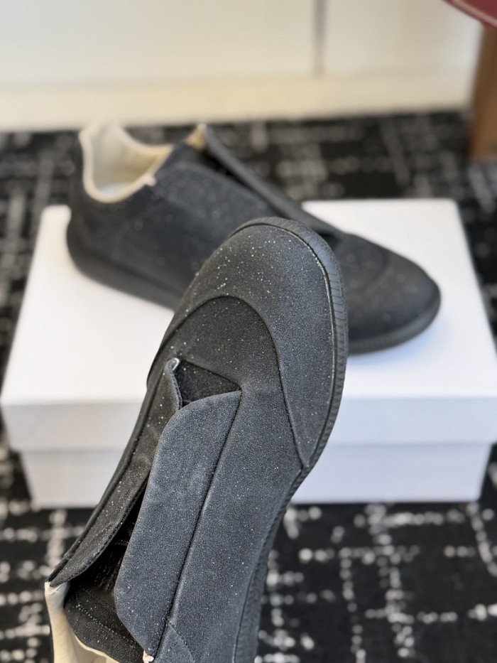 Ma1s0n Marg*e1a CALFSKIN S57WS0363