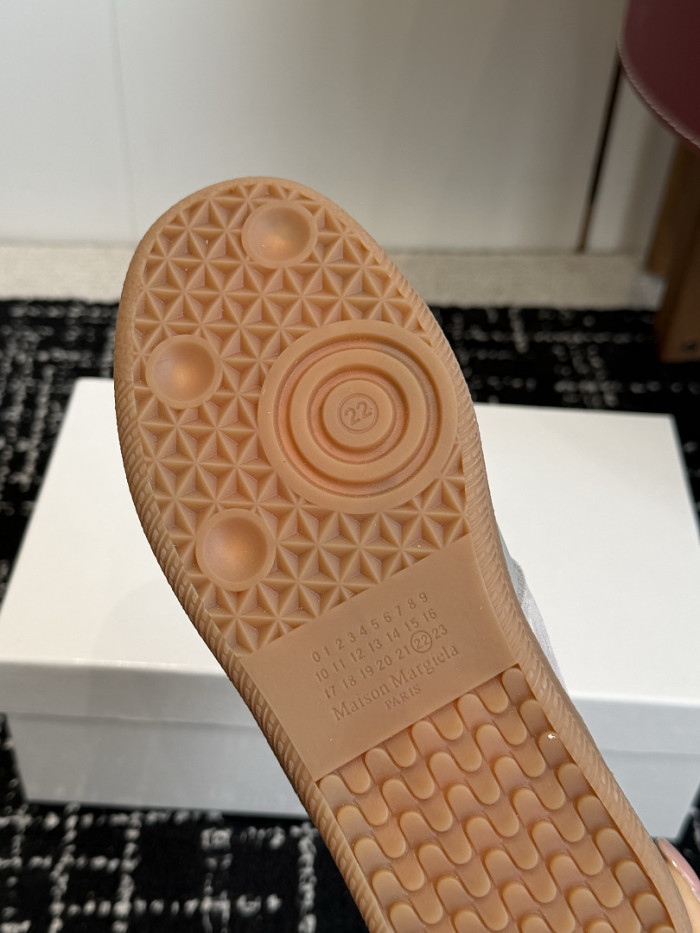 Ma1s0n Marg*e1a CALFSKIN S57WS0393