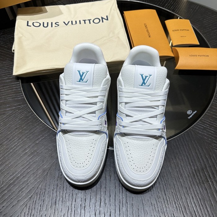 LV snekaers L0000770