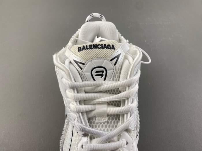 Ba1en*iaga Runner LED sneaker WRNLD 0102