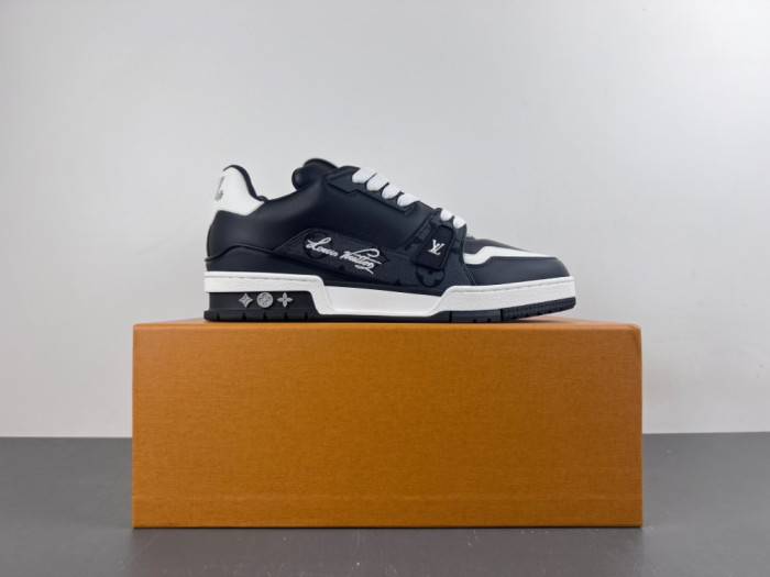 LV snekaers L0000759