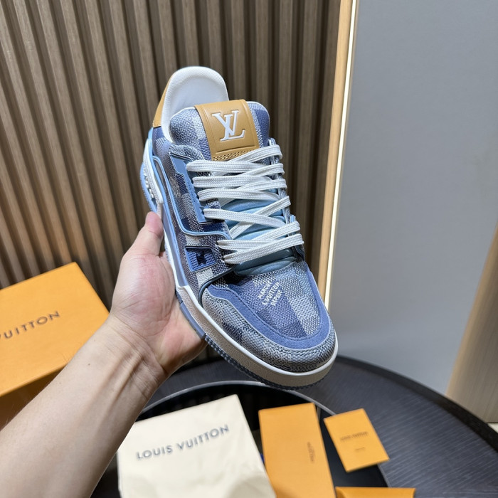 LV snekaers L0000834