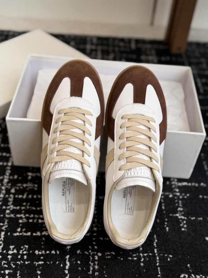 Ma1s0n Marg*e1a CALFSKIN S57WS0433