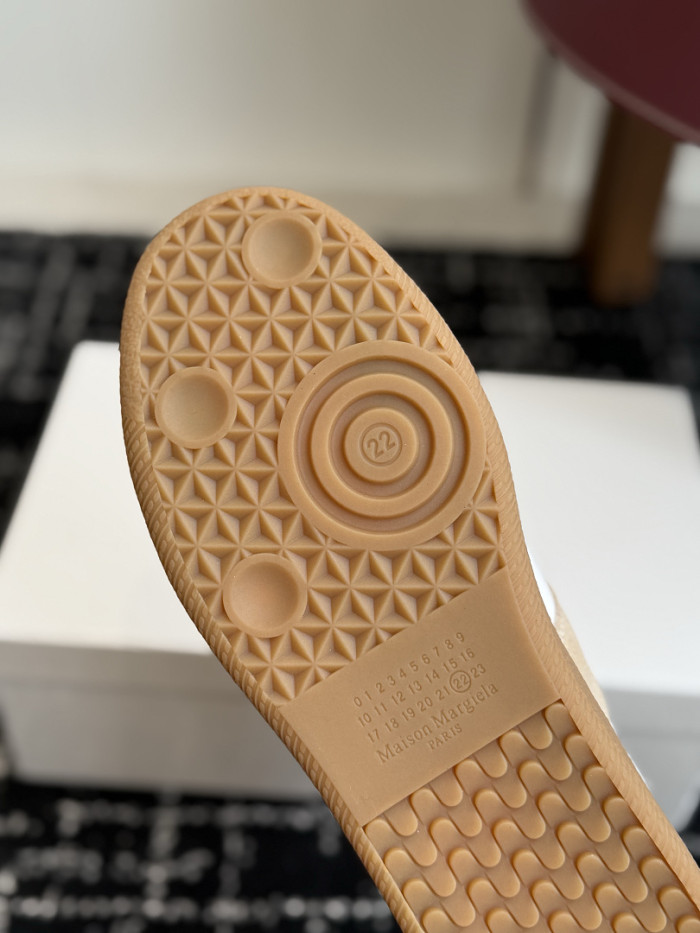 Ma1s0n Marg*e1a CALFSKIN S57WS0433