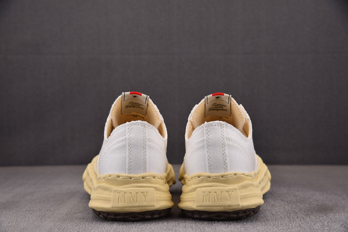 Ma*s*n mihara yasuhiro sneaker mmys68