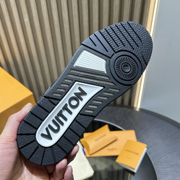 LV snekaers L0000705