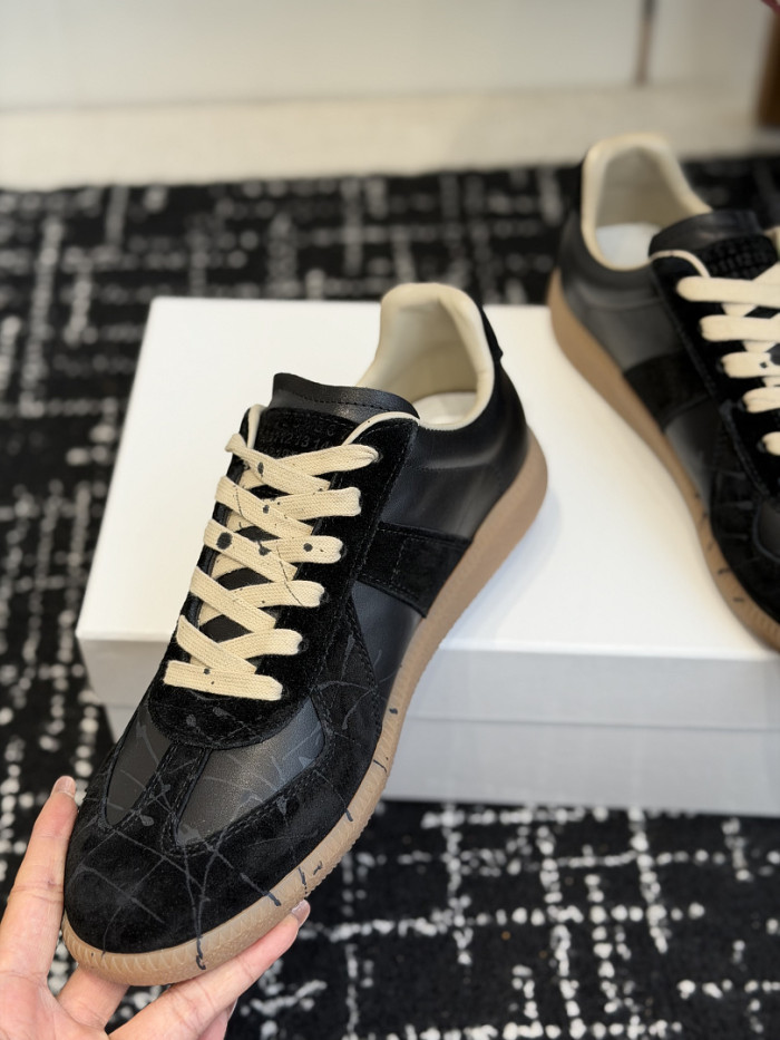 Ma1s0n Marg*e1a CALFSKIN S57WS0379