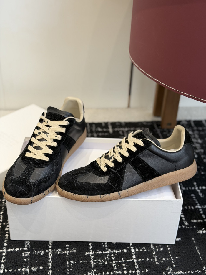 Ma1s0n Marg*e1a CALFSKIN S57WS0379