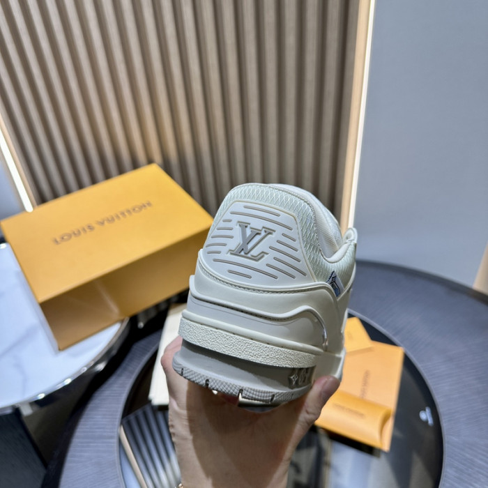 LV snekaers L0000447