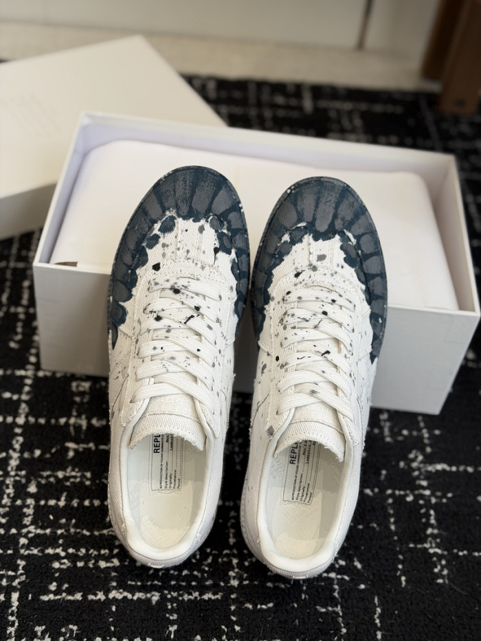 Ma1s0n Marg*e1a CALFSKIN S57WS0374