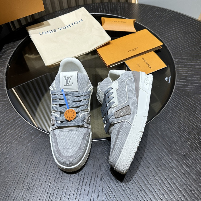 LV snekaers L0000830