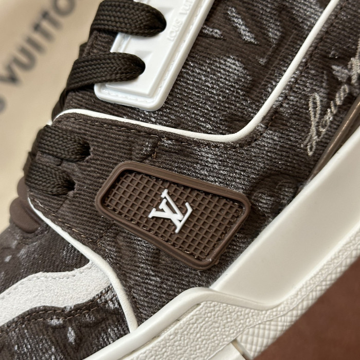 LV snekaers L0000821