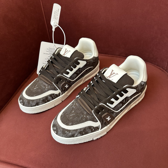 LV snekaers L0000821