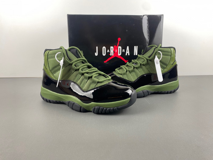 Air Jordan 11 green CT8012-300