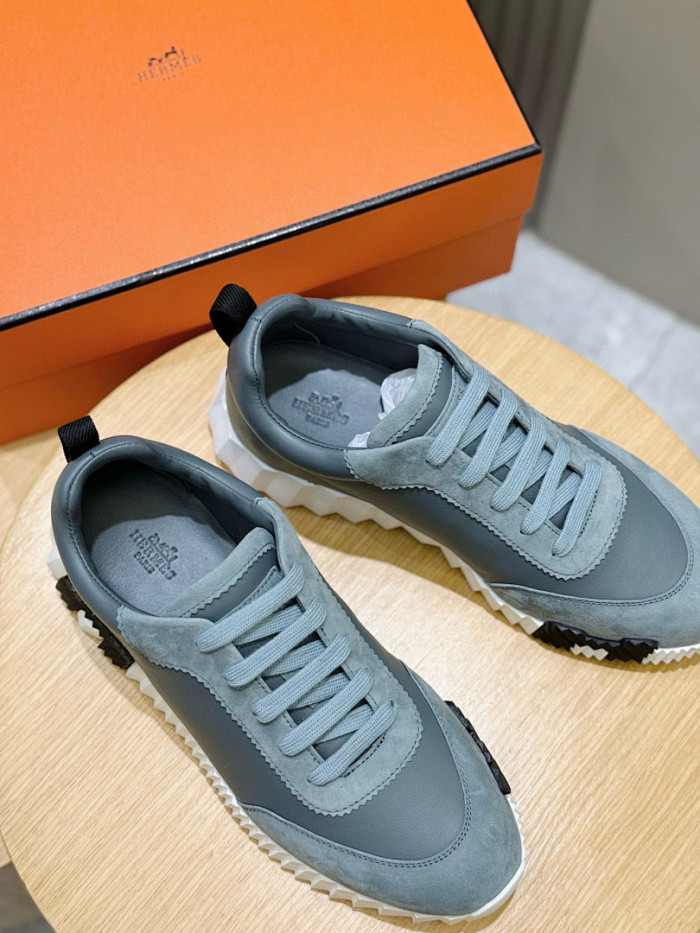 H**me5 snekaers hm100