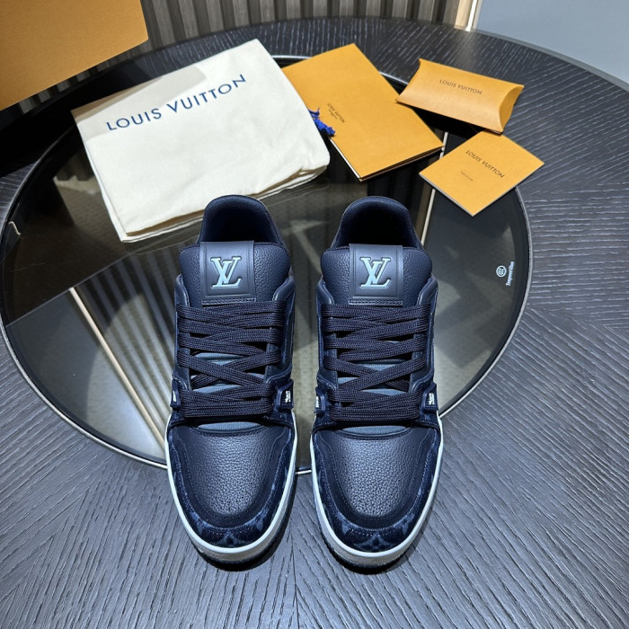LV snekaers L0000837