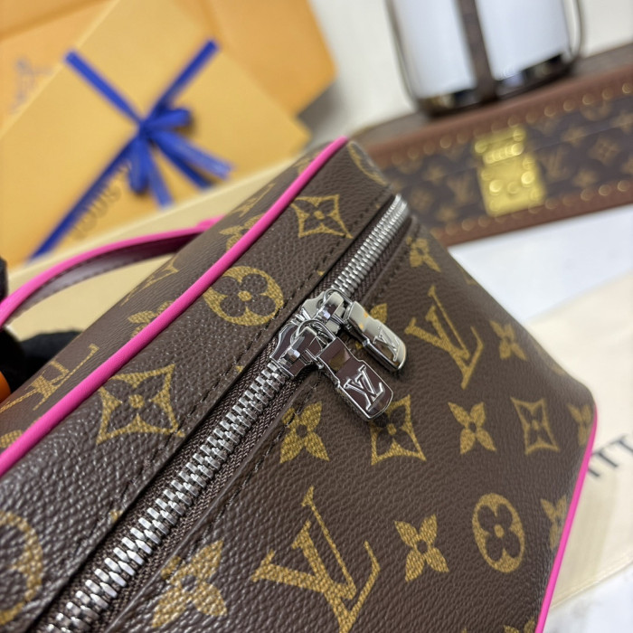 L*V BAG 16 M12650