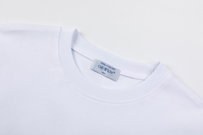 OFF WH1TE T-SHIRT W010