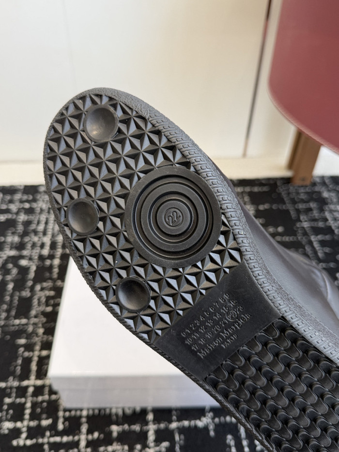 ma1s0n Marg*e1a future sneakers s57ws0352