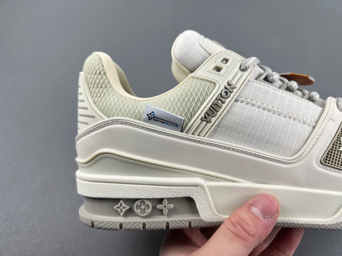 LV snekaers L0000531