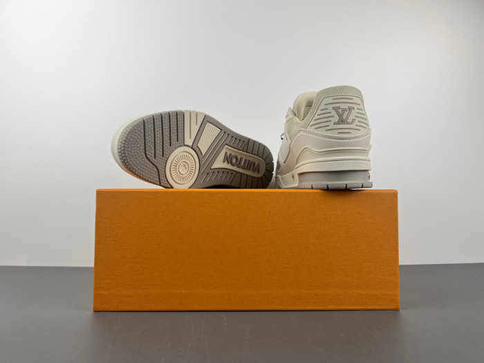 LV snekaers L0000531